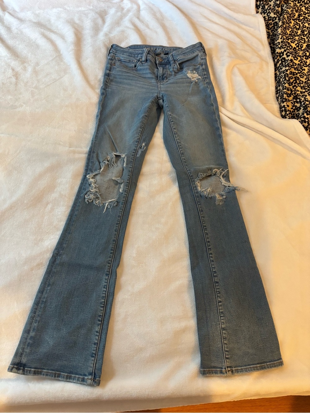 American Eagle Outfitters Distressed High Rise Skinny Kick size 4 Long